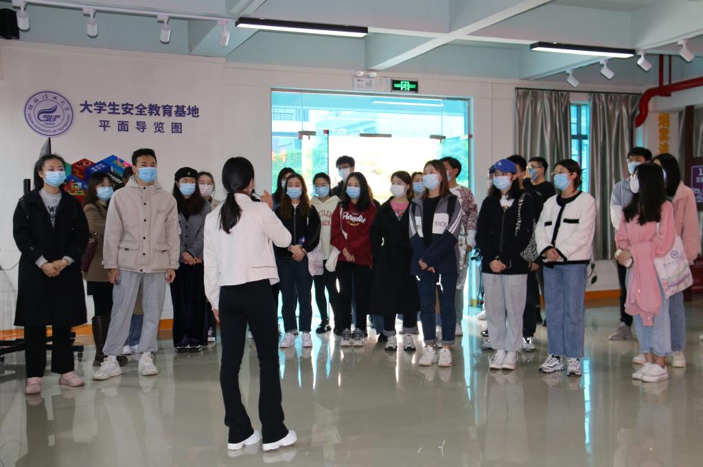 英国上市公司365