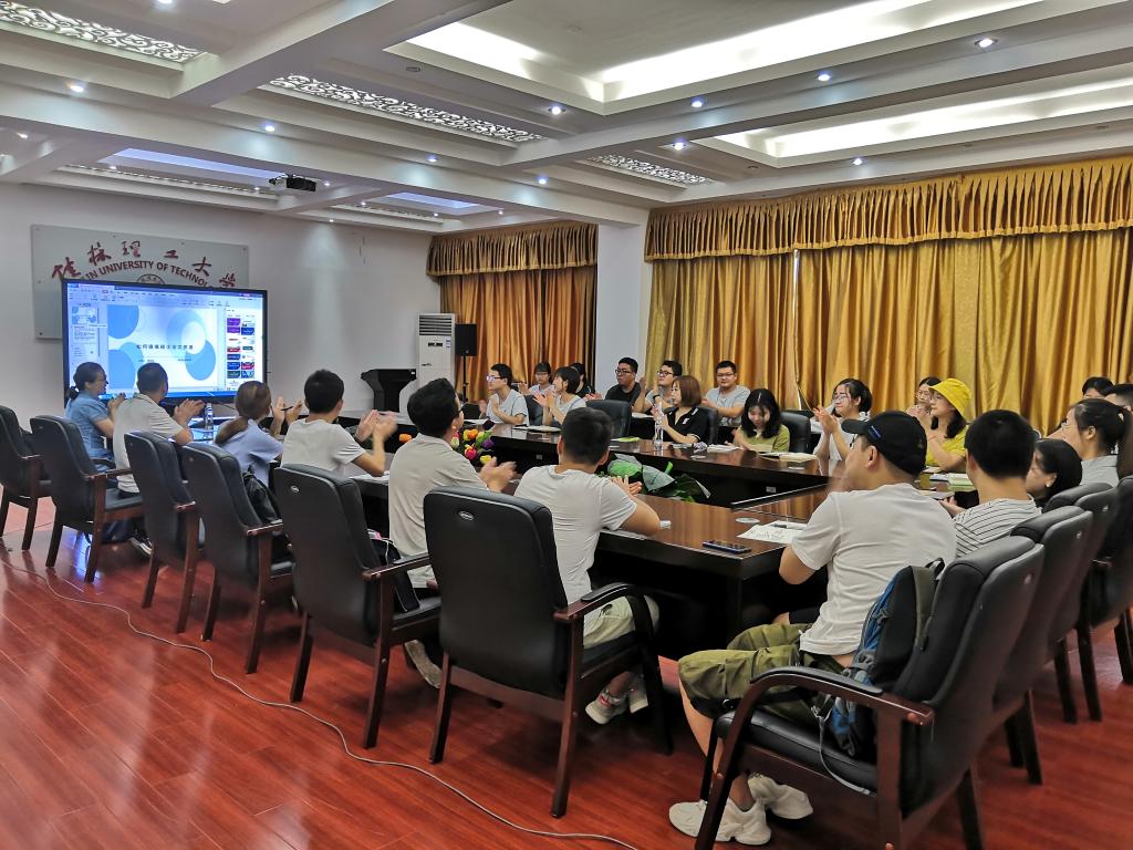 英国上市公司365